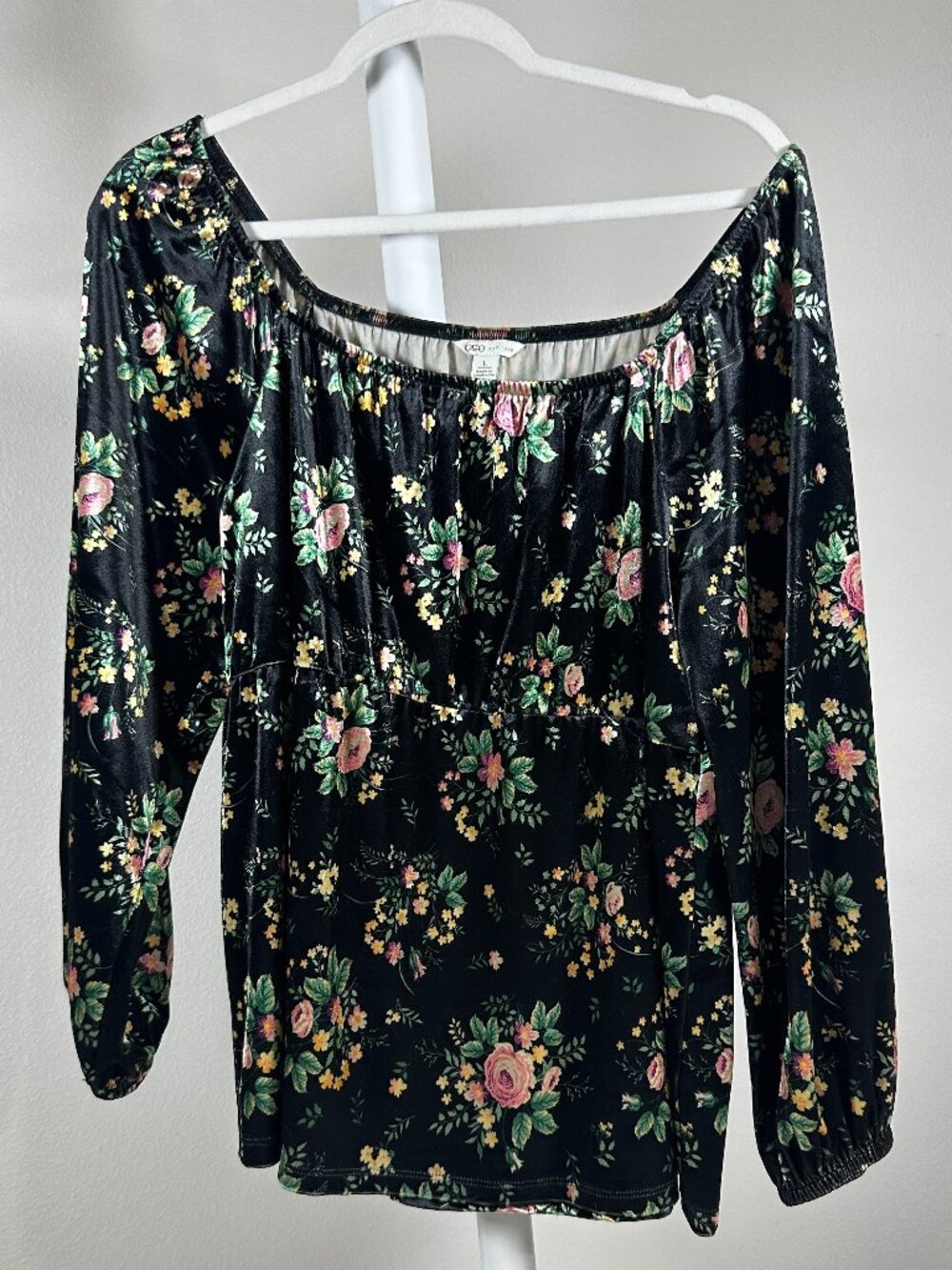 Black Floral Velvet On or Off Shoulder Top Long Sleeve